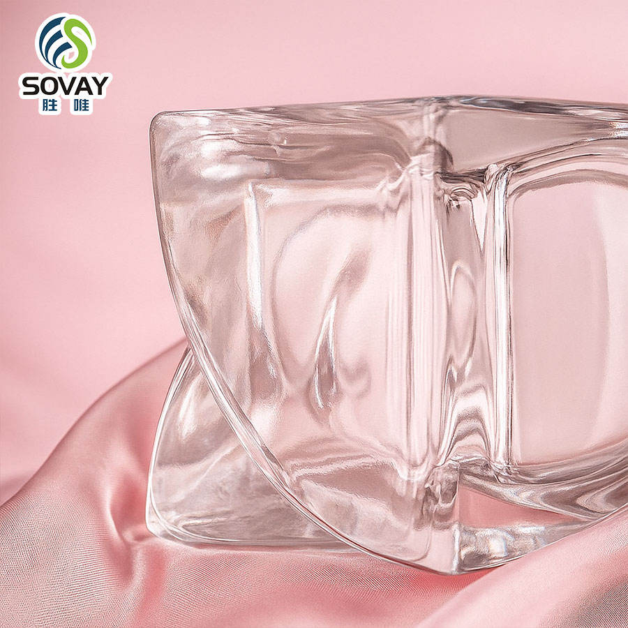 Hot Selling 150ml Flat Square Bayonet Glass Perfume Bottle Factory Wholesale with Pump Sprayer Seal