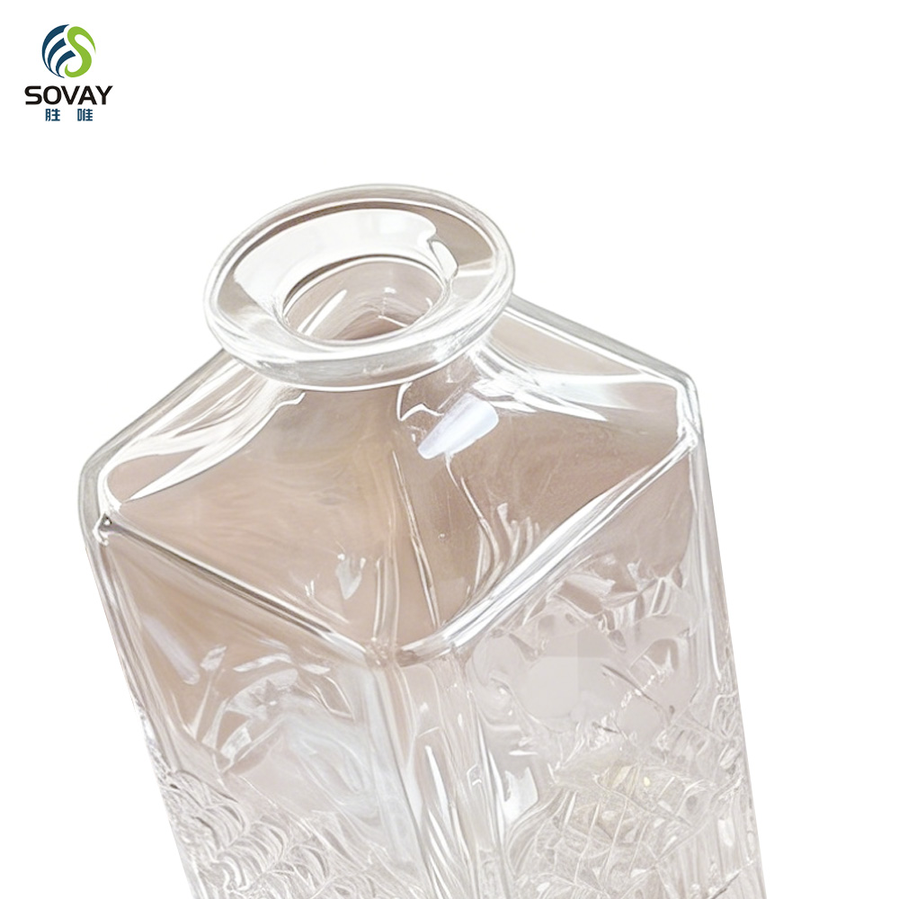 SW143N 700ml Diamond Cut Square Glass Whiskey Decanter for Liquor