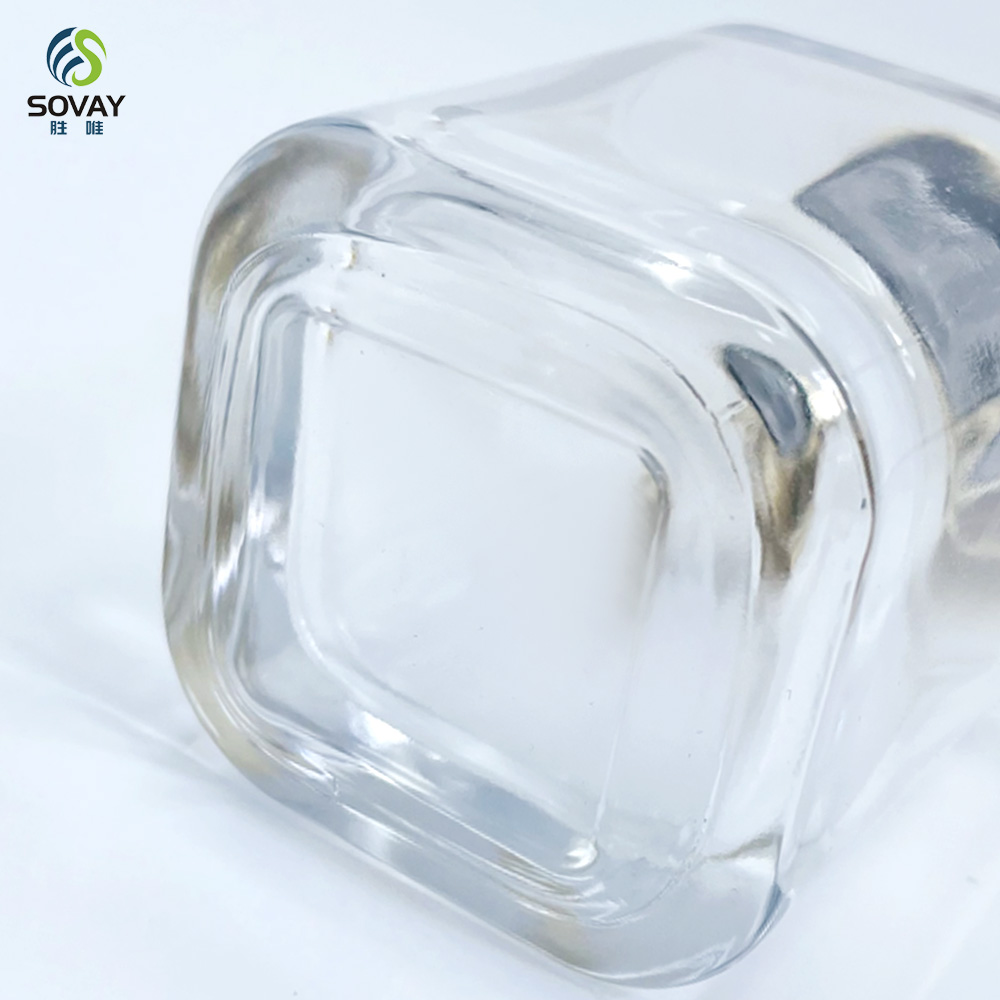 SP48 Wholesale 30ml/50ml/100ml High Quality Glass Perfume Bottles with Pump Sprayer and Hot Stamped Finish
