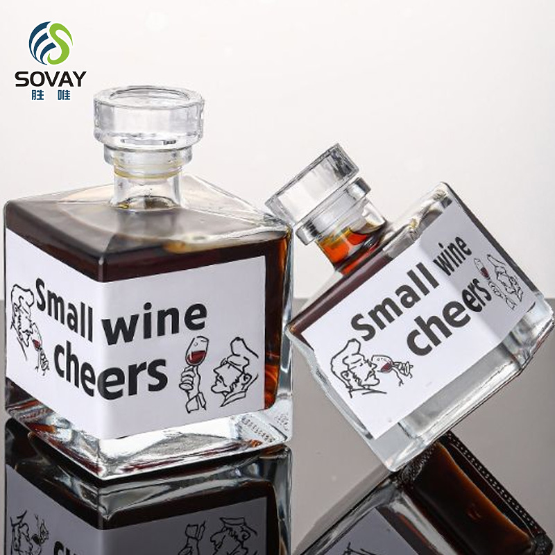 SW126N Custom Label 250ml 500ml Square Shaped Glass Wine Bottle Glass Liquor Bottle with Cork Stopper for Tequila Vodka Spirit Whisky