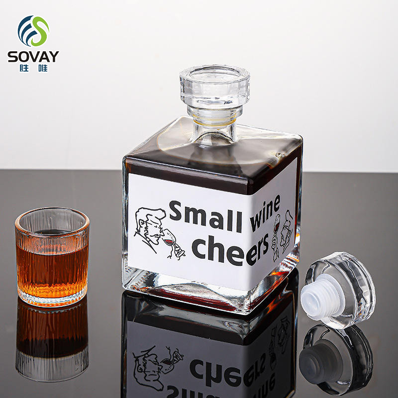 SW126N Custom Label 250ml 500ml Square Shaped Glass Wine Bottle Glass Liquor Bottle with Cork Stopper for Tequila Vodka Spirit Whisky