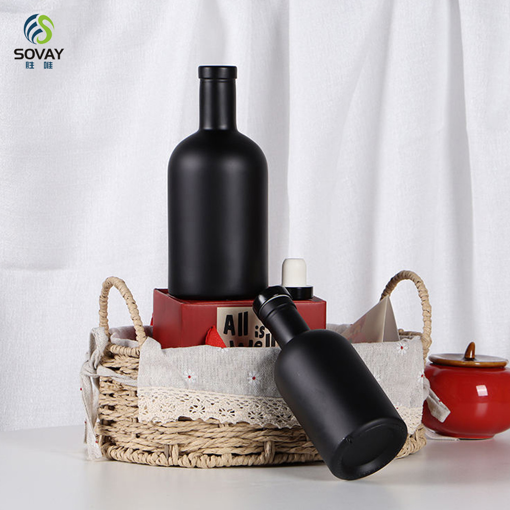 SW139N Hot Sale 100ml 250ml 375ml 500ml 750ml 1000ml Empty Matt Black Glass Liquor Vodlka Olive Oil Bottle with Cork Stopper Screen Printed