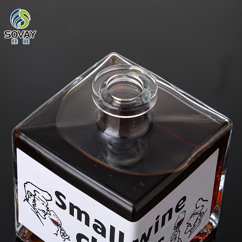 SW126N Custom Label 250ml 500ml Square Shaped Glass Wine Bottle Glass Liquor Bottle with Cork Stopper for Tequila Vodka Spirit Whisky