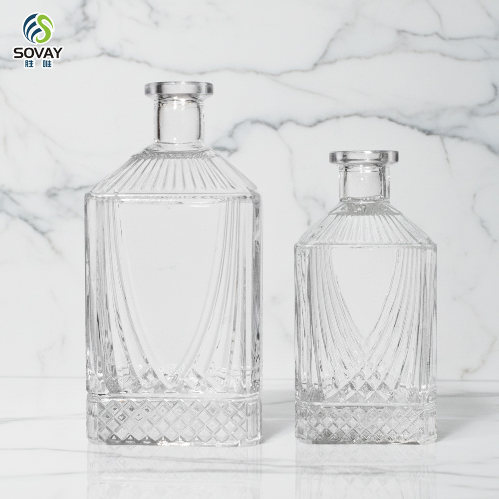 SW165 High Quality Square Customized 750 Ml Wine Bottles Vertical Glass Beer Beverage Drinking Storage Glass Wine Bottles